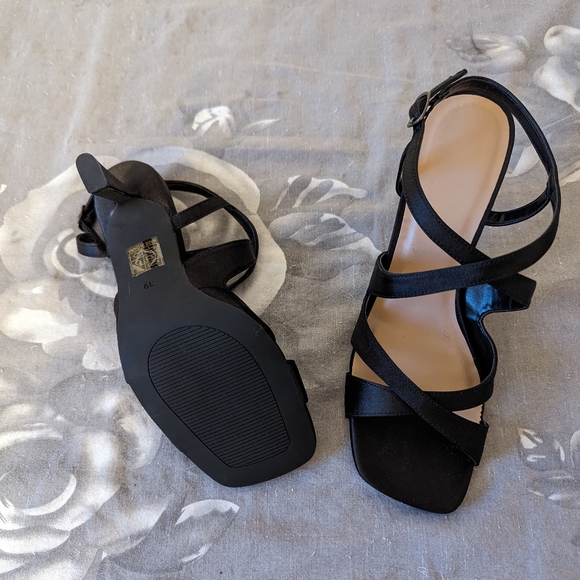 Shein Satin Heeled Sandals - Picture 5 of 9